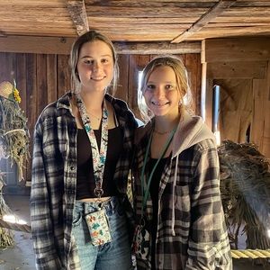 Meet your Posher, Emily